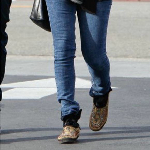 House of Harlow 1960 Maddie Suede Beaded Moccasin Booties Size 6 - Picture 9 of 10